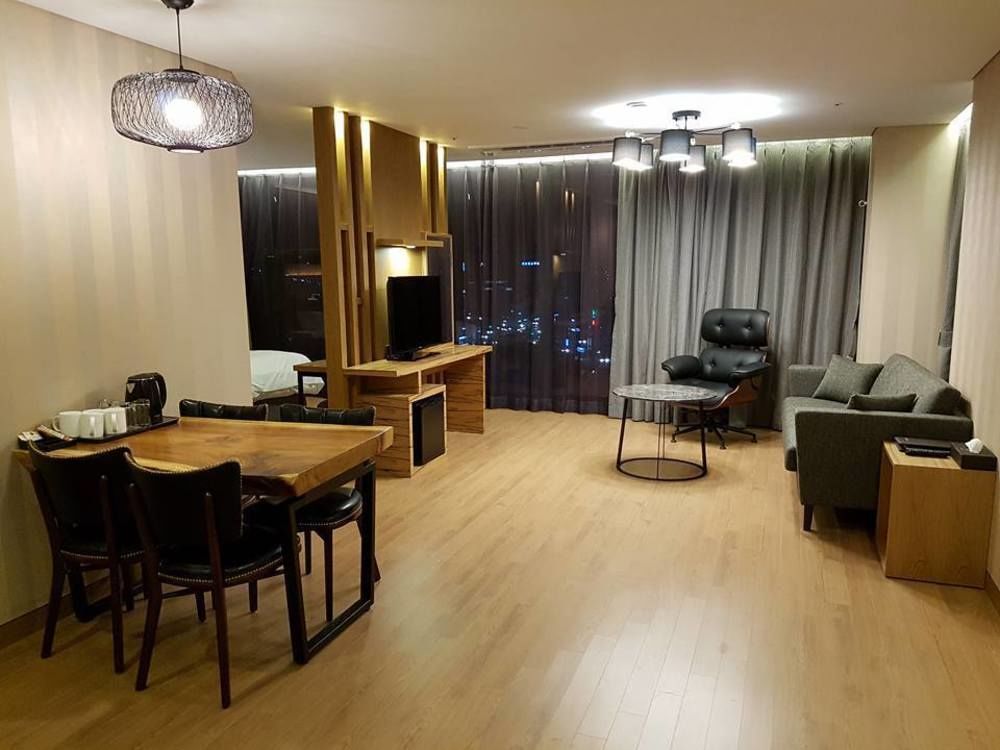J广场婚庆酒店 晋州市 外观 照片